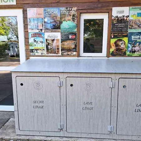 Mobil Avec Terrasse - 8 Pers. - Api-1-52-2901 *